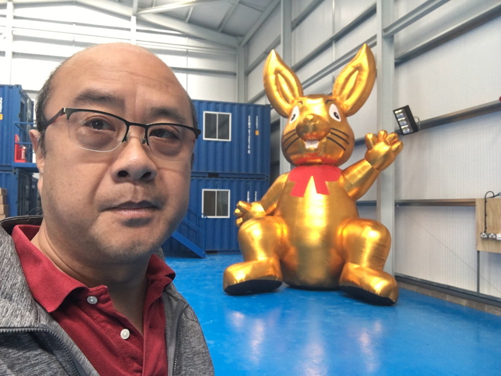Gordon and inflatable bunny